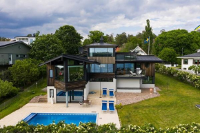 Exclusive rental of the Entire Spacious Ground Floor, Sollentuna
